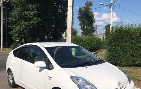 Toyota Prius, 2011 год, 999 000 рублей, 1 фотография