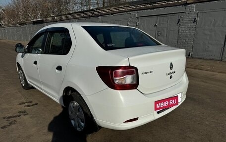 Renault Logan II, 2015 год, 850 000 рублей, 5 фотография