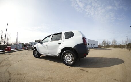 Renault Duster I рестайлинг, 2016 год, 1 052 000 рублей, 3 фотография