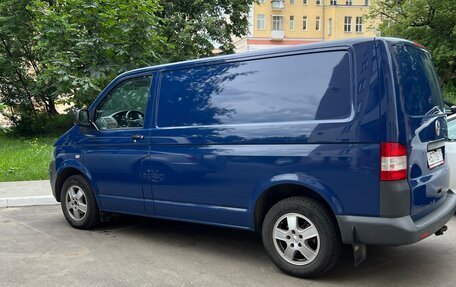 Volkswagen Transporter T5 рестайлинг, 2012 год, 1 650 000 рублей, 4 фотография