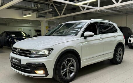 Volkswagen Tiguan II, 2018 год, 2 799 000 рублей, 4 фотография