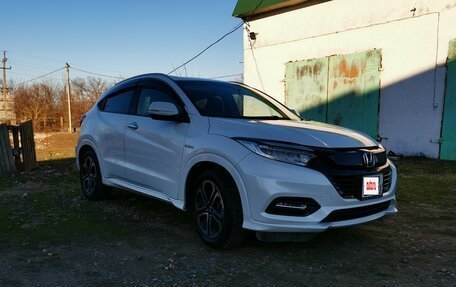 Honda Vezel, 2018 год, 2 150 000 рублей, 2 фотография