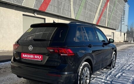 Volkswagen Tiguan II, 2020 год, 2 470 000 рублей, 3 фотография