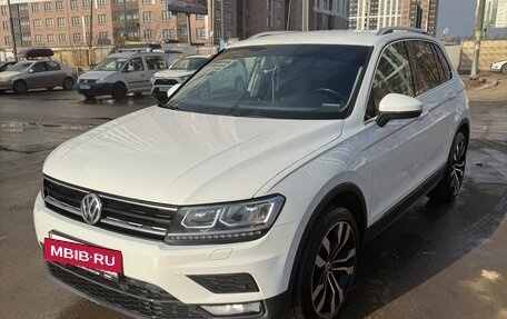 Volkswagen Tiguan II, 2017 год, 2 100 000 рублей, 3 фотография