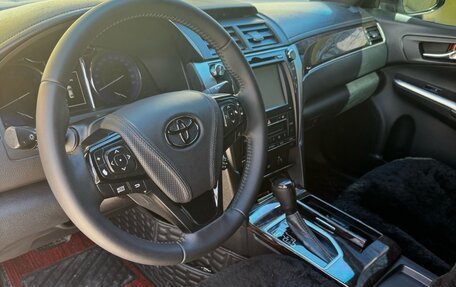 Toyota Camry, 2017 год, 2 650 000 рублей, 3 фотография