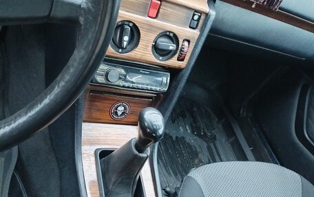 Mercedes-Benz W124, 1991 год, 390 000 рублей, 15 фотография