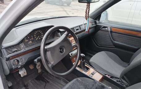 Mercedes-Benz W124, 1991 год, 390 000 рублей, 16 фотография