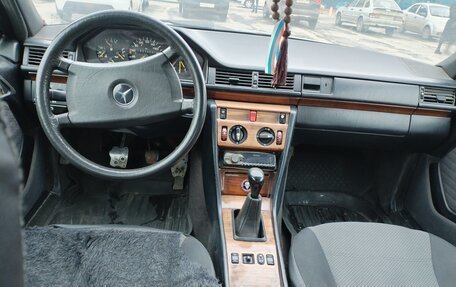 Mercedes-Benz W124, 1991 год, 390 000 рублей, 20 фотография