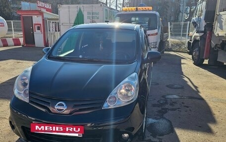 Nissan Note II рестайлинг, 2011 год, 830 000 рублей, 3 фотография