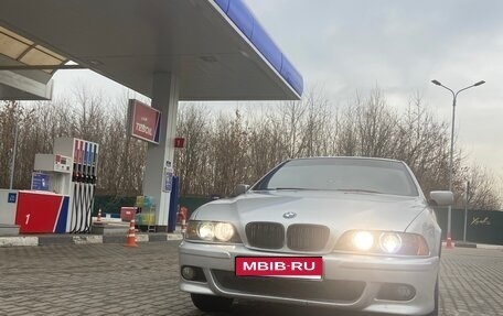 BMW 5 серия, 2003 год, 850 000 рублей, 1 фотография