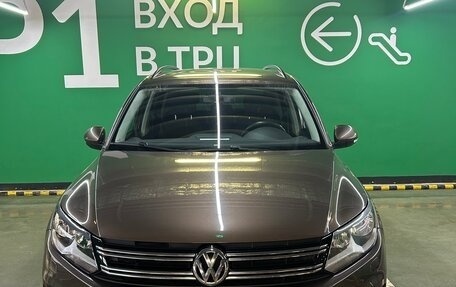 Volkswagen Tiguan I, 2016 год, 2 000 000 рублей, 1 фотография