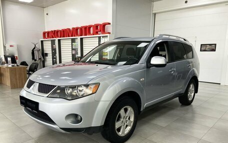 Mitsubishi Outlander III рестайлинг 3, 2008 год, 1 160 000 рублей, 1 фотография