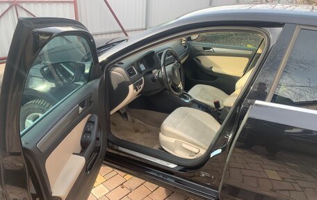 Volkswagen Jetta VI, 2012 год, 1 100 000 рублей, 19 фотография