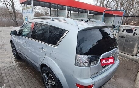 Mitsubishi Outlander III рестайлинг 3, 2008 год, 1 040 000 рублей, 2 фотография