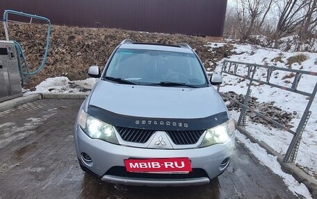 Mitsubishi Outlander III рестайлинг 3, 2008 год, 1 040 000 рублей, 7 фотография