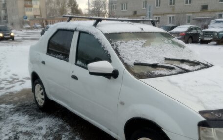 Renault Logan I, 2015 год, 570 000 рублей, 3 фотография