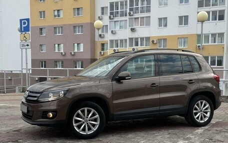 Volkswagen Tiguan I, 2015 год, 1 245 000 рублей, 2 фотография