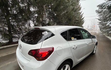 Opel Astra J, 2010 год, 900 000 рублей, 8 фотография