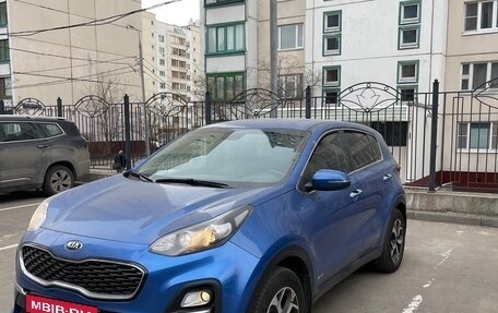 KIA Sportage IV рестайлинг, 2020 год, 2 048 000 рублей, 1 фотография