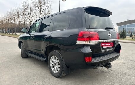 Toyota Land Cruiser 200, 2016 год, 6 950 000 рублей, 7 фотография