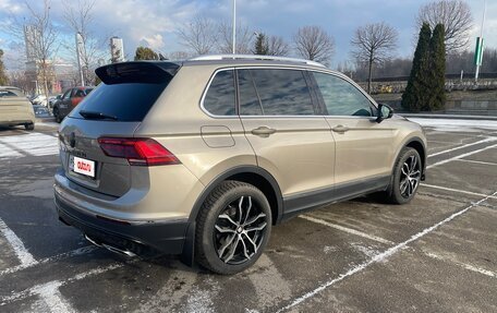 Volkswagen Tiguan II, 2017 год, 2 700 000 рублей, 4 фотография