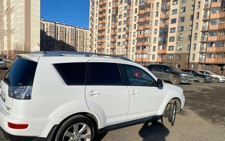 Mitsubishi Outlander III рестайлинг 3, 2010 год, 1 180 000 рублей, 3 фотография