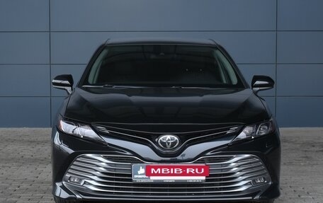 Toyota Camry, 2019 год, 2 899 000 рублей, 2 фотография