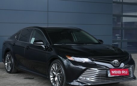 Toyota Camry, 2019 год, 2 899 000 рублей, 3 фотография