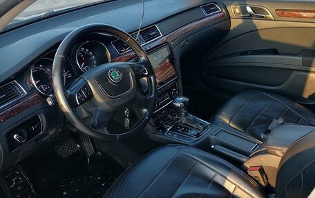 Skoda Superb III рестайлинг, 2012 год, 1 100 000 рублей, 8 фотография