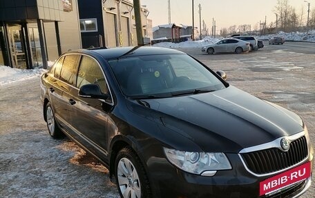 Skoda Superb III рестайлинг, 2012 год, 1 100 000 рублей, 3 фотография