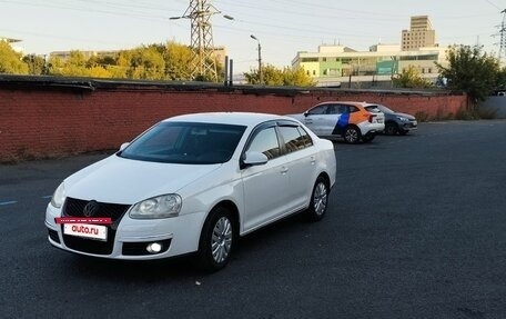 Volkswagen Jetta VI, 2010 год, 750 000 рублей, 10 фотография