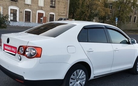 Volkswagen Jetta VI, 2010 год, 750 000 рублей, 7 фотография