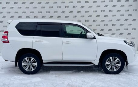 Toyota Land Cruiser Prado 150 рестайлинг 2, 2013 год, 3 200 000 рублей, 4 фотография