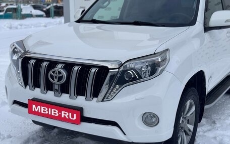 Toyota Land Cruiser Prado 150 рестайлинг 2, 2013 год, 3 200 000 рублей, 10 фотография