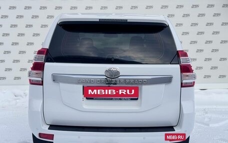 Toyota Land Cruiser Prado 150 рестайлинг 2, 2013 год, 3 200 000 рублей, 6 фотография