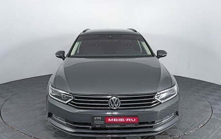 Volkswagen Passat B8 рестайлинг, 2019 год, 2 310 000 рублей, 2 фотография