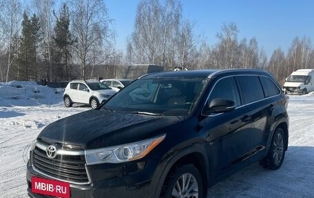 Toyota Highlander III, 2015 год, 3 000 000 рублей, 9 фотография