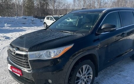 Toyota Highlander III, 2015 год, 3 000 000 рублей, 7 фотография