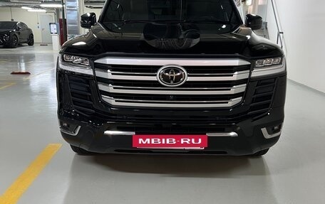 Toyota Land Cruiser, 2022 год, 10 500 000 рублей, 2 фотография