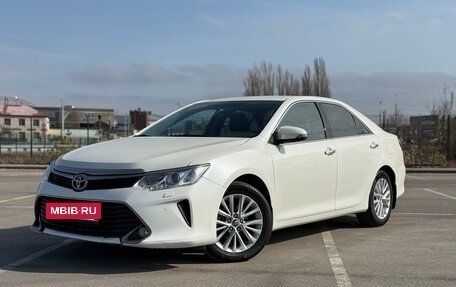 Toyota Camry, 2017 год, 2 559 000 рублей, 3 фотография