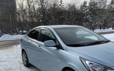 Hyundai Solaris II рестайлинг, 2011 год, 779 000 рублей, 7 фотография