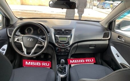 Hyundai Solaris II рестайлинг, 2011 год, 779 000 рублей, 13 фотография