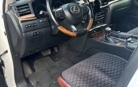 Lexus LX III, 2017 год, 7 900 000 рублей, 14 фотография