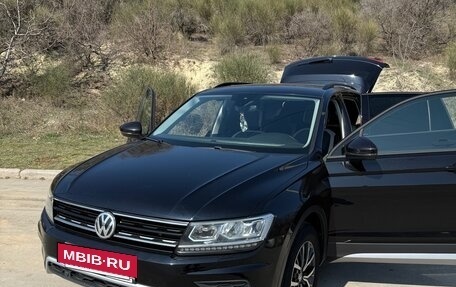 Volkswagen Tiguan II, 2019 год, 3 299 999 рублей, 4 фотография