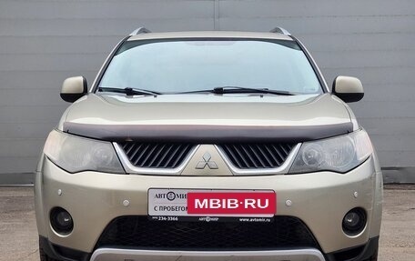 Mitsubishi Outlander III рестайлинг 3, 2008 год, 1 025 000 рублей, 2 фотография