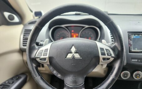 Mitsubishi Outlander III рестайлинг 3, 2008 год, 1 025 000 рублей, 15 фотография