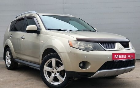 Mitsubishi Outlander III рестайлинг 3, 2008 год, 1 025 000 рублей, 3 фотография