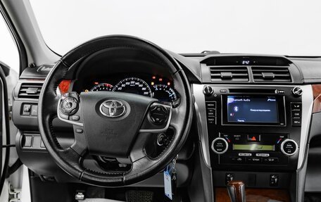 Toyota Camry, 2014 год, 1 655 000 рублей, 9 фотография