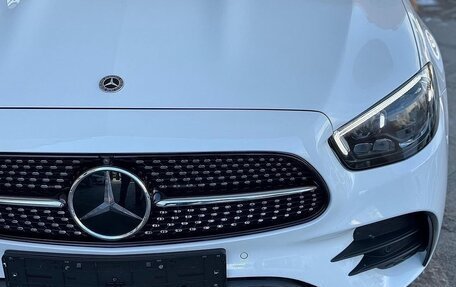 Mercedes-Benz E-Класс, 2022 год, 4 820 000 рублей, 2 фотография