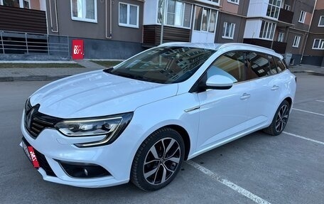 Renault Megane IV, 2019 год, 2 200 000 рублей, 37 фотография